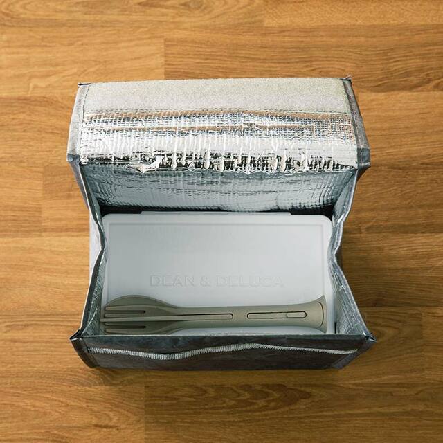 「ランチバッグ チャコールグレー」1,870円（税込）