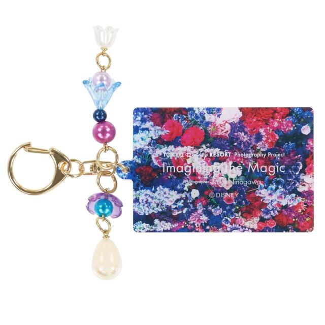 キーチェーン 1,500円|東京ディズニーリゾート・フォトグラフィープロジェクト「イマジニング・ザ・マジック」グッズ|販売店舗:東京ディズニーランド「ギャグファクトリー/ファイブ・アンド・ダイム」、東京ディズニーシー「エンポーリオ」|発売日:2026年3月6日(金)