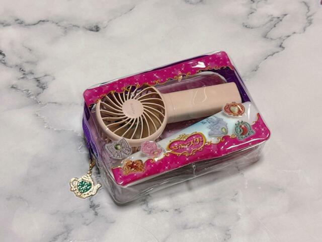 まだまだ手放せないハンディファンと日焼け止めを収納！