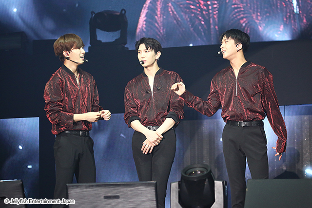 VIXX＠幕張メッセ「VIXX 2016 JAPAN TOUR～白昼夢～」