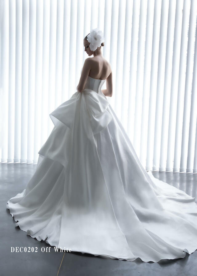 「Clef a decor-クレアデコール」新作ウェディングドレス　DEC0202_Offwhite