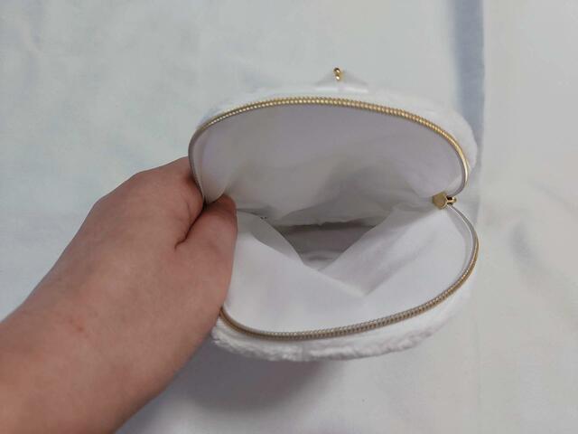 柔らかいので、見た目より入りそう