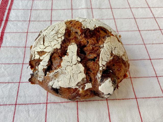 カシスマロン／ブーランジェリー パティスリー トレトゥール アダチ