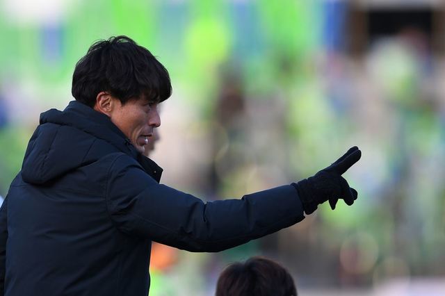 宮本恒靖監督（ガンバ大阪） © Jリーグ