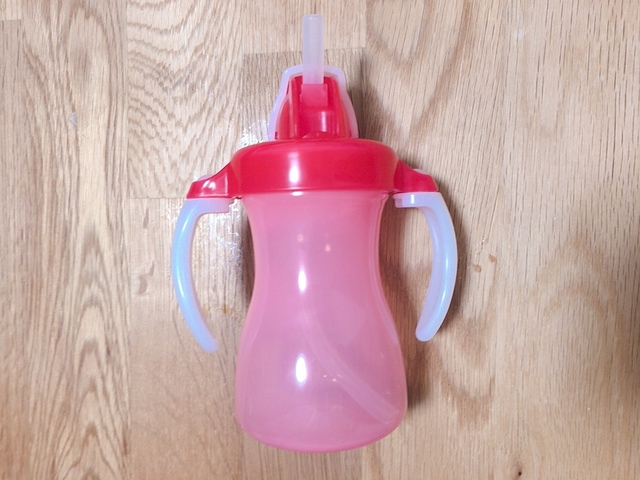 【ピジョン ぷちストローボトル】小さいながら工夫が凝らされたストローマグ