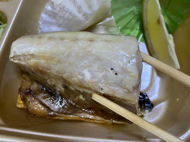 【やよい軒 サバの塩焼き】パサつきが一切なくジューシーな味わい