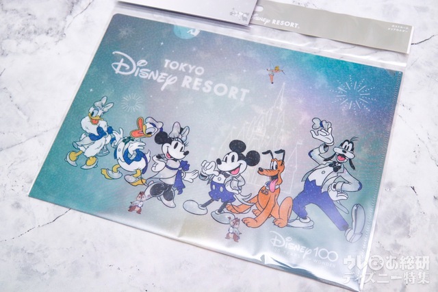 ポストカード&クリアホルダー 600円