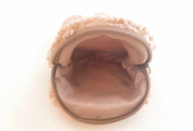 【ミッフィーフェイスポーチ】ミルキーブラウンのポーチの中もシンプル