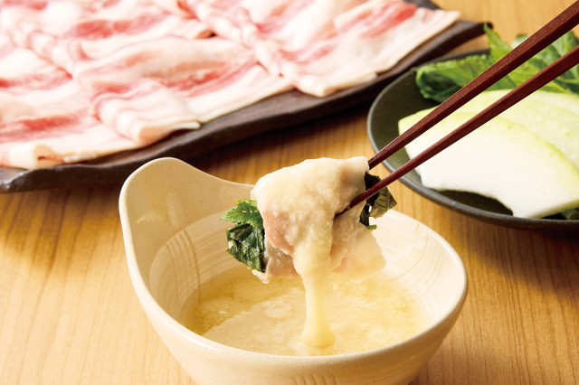 「三代目極みだし」をとろろに混ぜた「極みとろろ」を“つけだれ”に