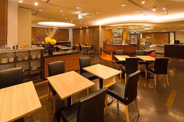 レストラン「ピノモンテ」