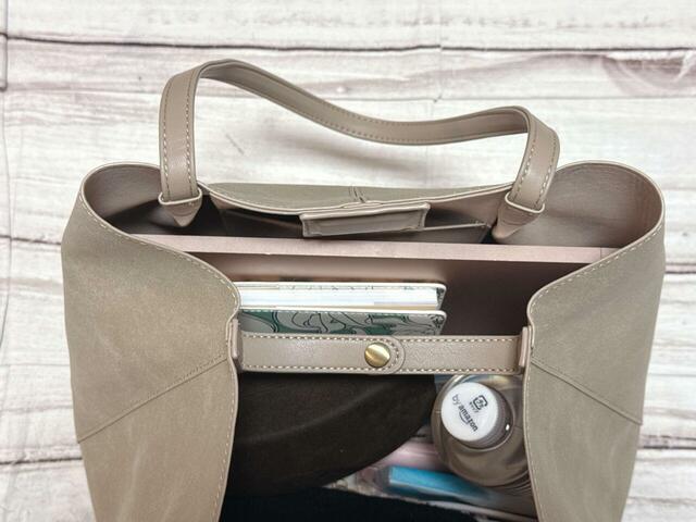 コンパクトサイズでも13インチのMacBook Airが収納できる！