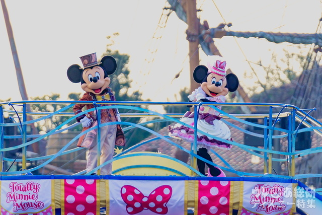 TDS「ミニー&フレンズのハーバーグリーティング:トータリー・ミニーマウス」