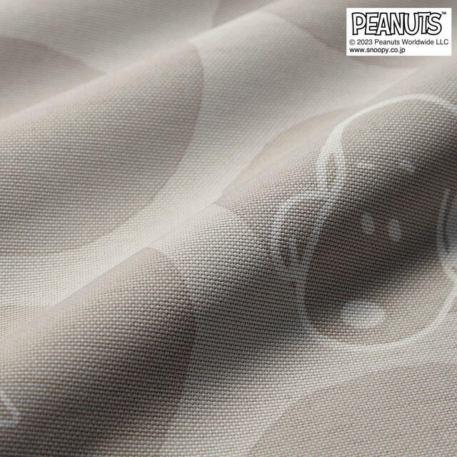 【ベルメゾン】プリント遮光・遮熱カーテン「スヌーピー」|¥8,990~11,900 (税込) © 2024 Peanuts Worldwide LLC