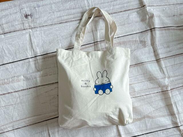 外出先で仕事をする際の荷物をイン！