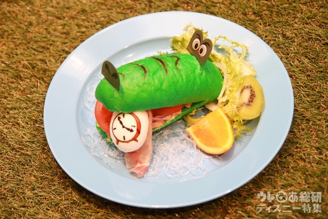 チクタク⁉︎ ハム&エッグサンド|「ディズニー ピーター・パン」OH MY CAFE