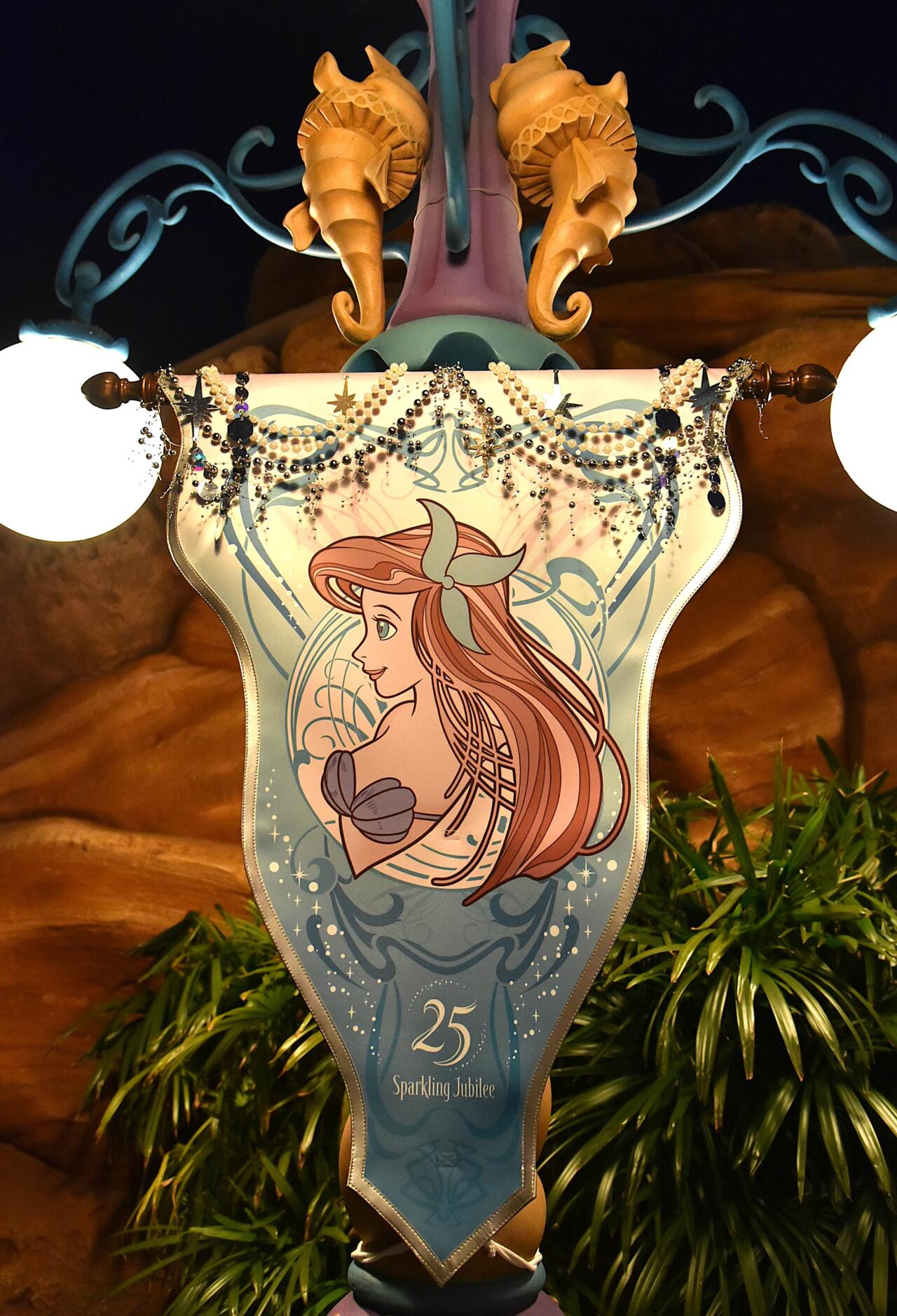 東京ディズニーシー】全部わかったらマニア！レアキャラも登場する「25