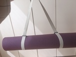 【カインズ リバーシブルヨガマット パープル×ゴールド】持ち運び用のひも付き