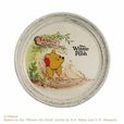 <ヴィンテージアートシリーズ>丸型プレート 穴プーさん 2,640円【展覧会限定】