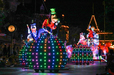 ディズニーランドのナイトパレード「ペイント・ザ・ナイト」