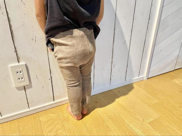 【らくらく動けるコーデュロイレギンスパンツ（キッズ）】冬に最高！無印の子ども用ボトムス