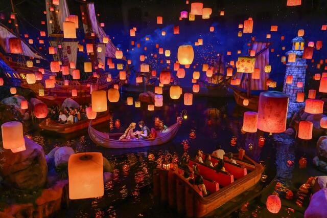 東京ディズニーシー「ファンタジースプリングス」内「ラプンツェルのランタンフェスティバル」