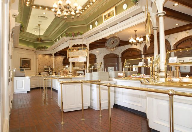 プラザパビリオン・レストラン