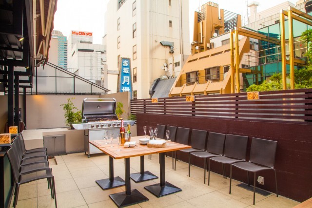 解放感たっぷりのテラス席