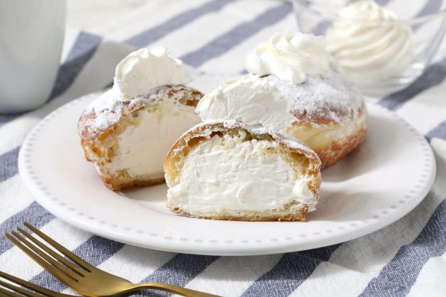 マリトッツォの次のやつ　-クリームドーナッツ-　～ヨーグルト～