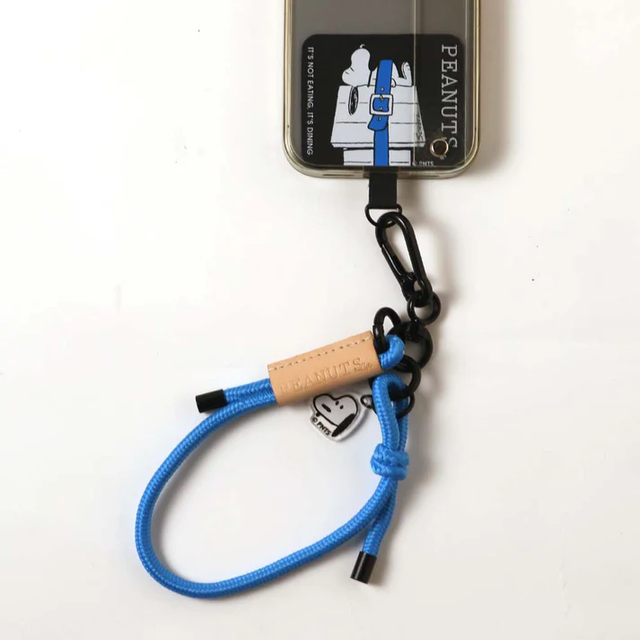 「MOBILE KIT ハンドストラップ」3,080円（税込）