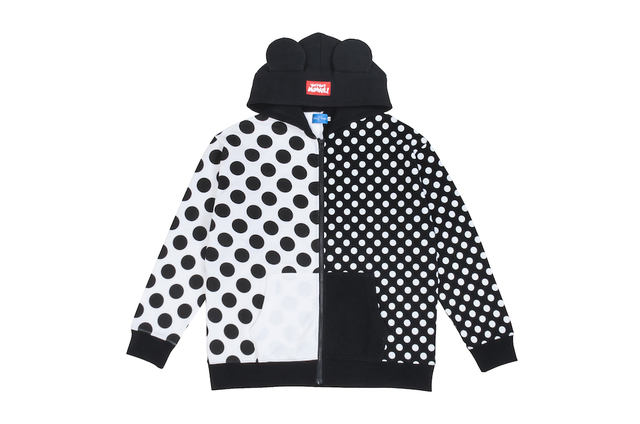 パーカー｜ユニセックス(M) 4,900円、ユニセックス(L) 5,200円｜東京ディズニーランド「ベリー・ベリー・ミニー！」スペシャルグッズ｜販売店舗「グランドエンポーリアム」