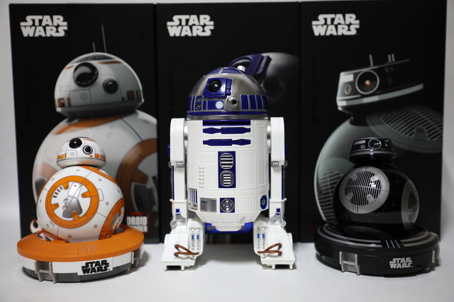 今回お借りしたSpheroドロイド３体