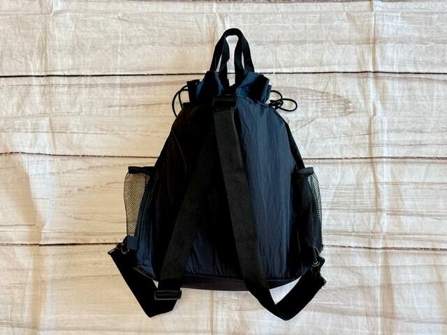 リュックとして使うとこんな感じ