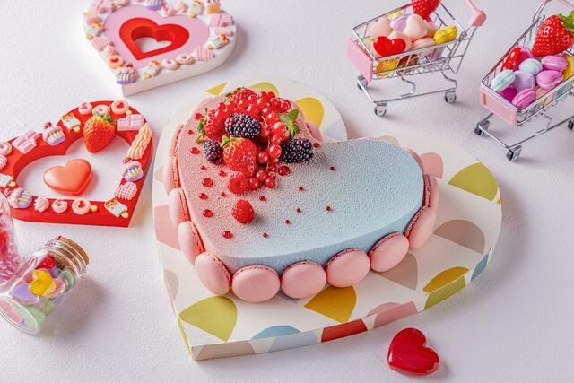 ピンク＆ブルーのハート・イスパハン【ヒルトン東京『ストロベリー・ハートファクトリー』いちごスイーツビュッフェ】