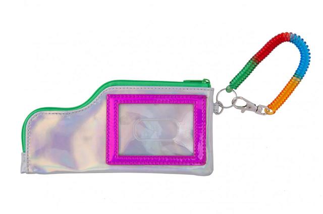 パスケース 1700円｜縦約9×横約18cm｜東京ディズニーリゾート・アプリ、プラネットM