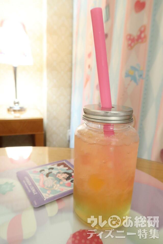 宿泊者限定　ハイピリオン・ラウンジ　ディズニー・パルパルーザ“ヴァネロペのスウィーツ・ポップ・ワールド”テイクアウトドリンク