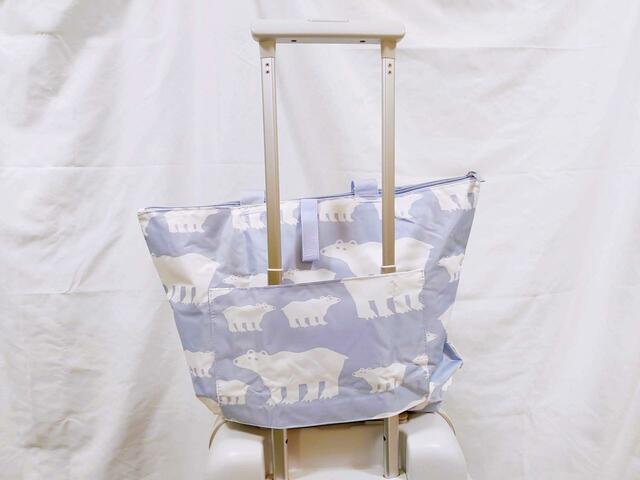 『素敵なあの人』7月号付録「ベングト＆ロッタの大容量バッグ」キャリーバッグに通して使うことも