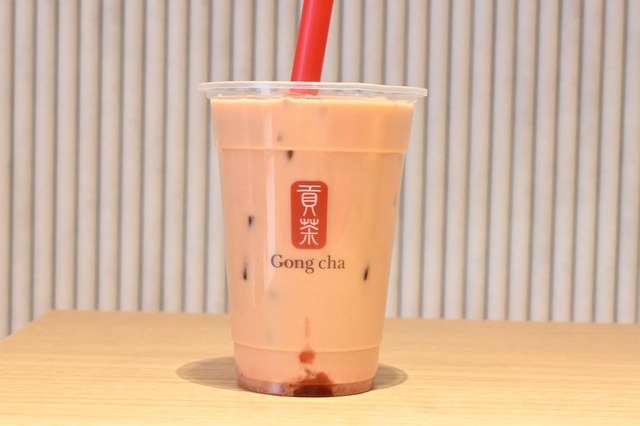 【ゴンチャ 原宿神宮前店】「ストロベリーアールグレイ ミルクティー」（ICED）S 520円 M 570円 L 660円