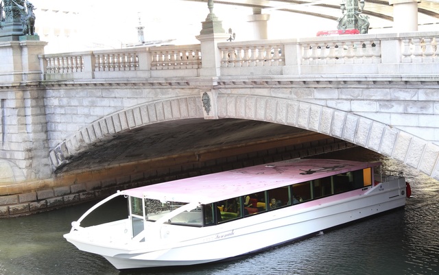 日本橋クルーズにてあんこを楽しむ「あんこクルーズ」