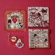 【Afternoon Tea LIVING×Cat’s ISSUE 第11弾】ミニタオル 各￥990、ミニミラー ￥770、アクリルスライドミラー ￥1,320、ハンカチ ￥1,650