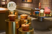 【ル・クルーゼ】「ル・クルーゼ」が100周年を迎えるにあたり、100周年記念カラー「フラムドレ」が誕生