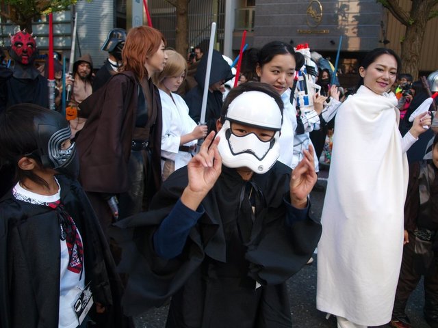 カワサキハロウィン＆スターウォーズパレード