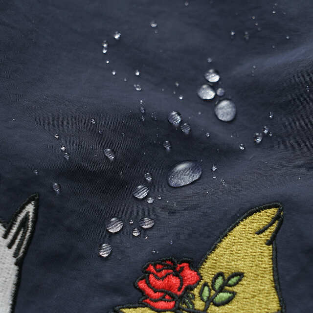 【ムーミン】少しの雨でも安心の軽撥水加工されたナイロン素材