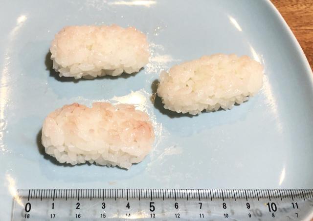 左上からスシロー、くら寿司、はま寿司のシャリ