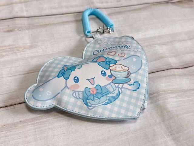 サイズは約縦12×横15cm