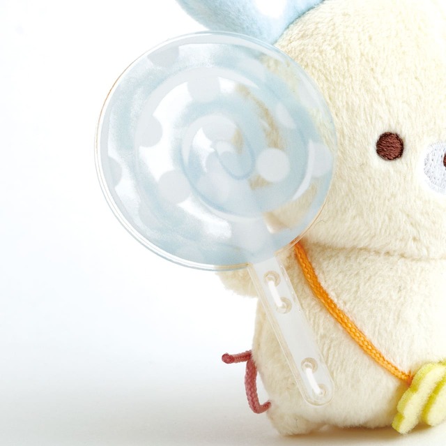 【シュガーココムー】「ぶらさげぬいぐるみ」1,760円／キャンディの透け感にも注目です