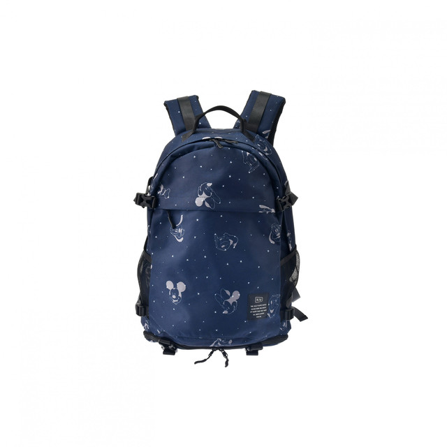 バックパック＜ミッキー＆フレンズ＞ 8,900円