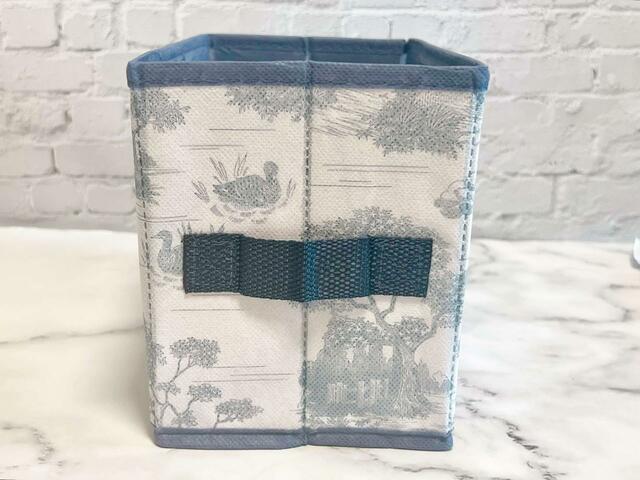 【Seria（セリア）】フロントには持ち手付き！