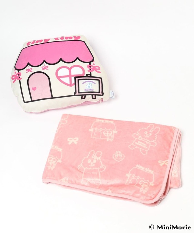 【BUNNI KONBINY meets tiny tiny】「ブランケットクッション」5,490円　tiny tinyのショップをイメージ