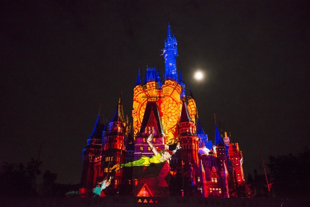 東京ディズニーランド「ワンス・アポン・ア・タイム」※2017年11月6日公演終了