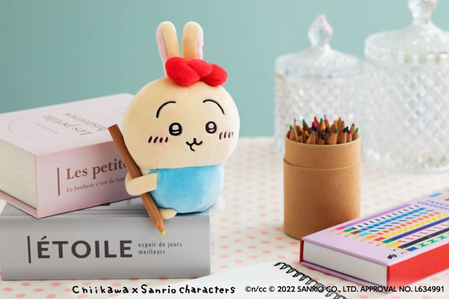 ちいかわ×サンリオキャラクターズ 持ちますマスコット 3種 各1,650円(税込)